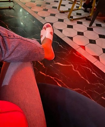 Живу в Москве и предлагаю широкий спектр услуг, чтобы удовлетворить все твои фантазии. Разнообразие поз, массаж, стриптиз – все это я делаю с искусством и страстью. Мои возможности ограничены только твоим воображением. А чтобы ты смог оценить мою красоту и сексуальность, я приложу несколько фото. Читай отзывы о моих услугах, они говорят сами за себя 🌟💋. Доверься моему опыту и позволь себе насладиться идеальным вечером в Москве. Жду встречи с нетерпением! 😘 10447, 26 лет